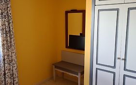 Oasis Royal F319